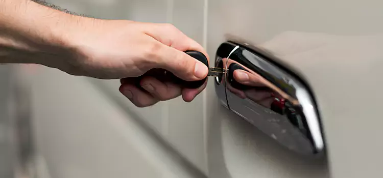 Why Choose Our Auto Locksmith Team in Westmont, IL?
