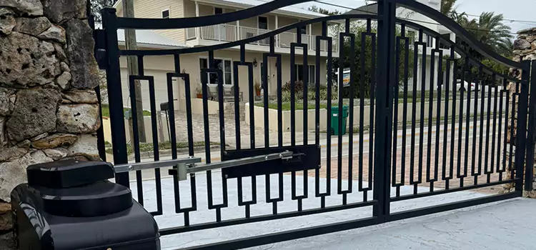 Swing Gate Opener with Keypad Westmont
